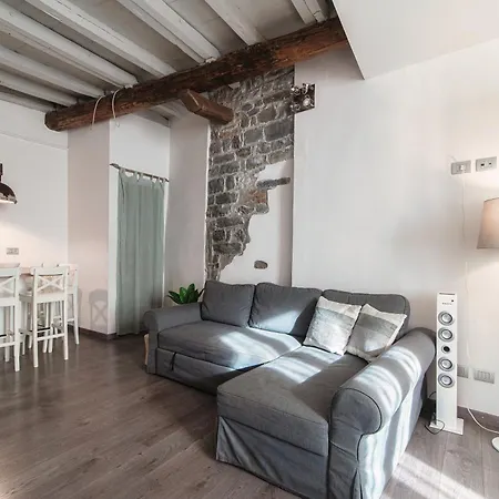 La Maison By Quokka 360 - Historic Centre Of - The Walled Apartment *